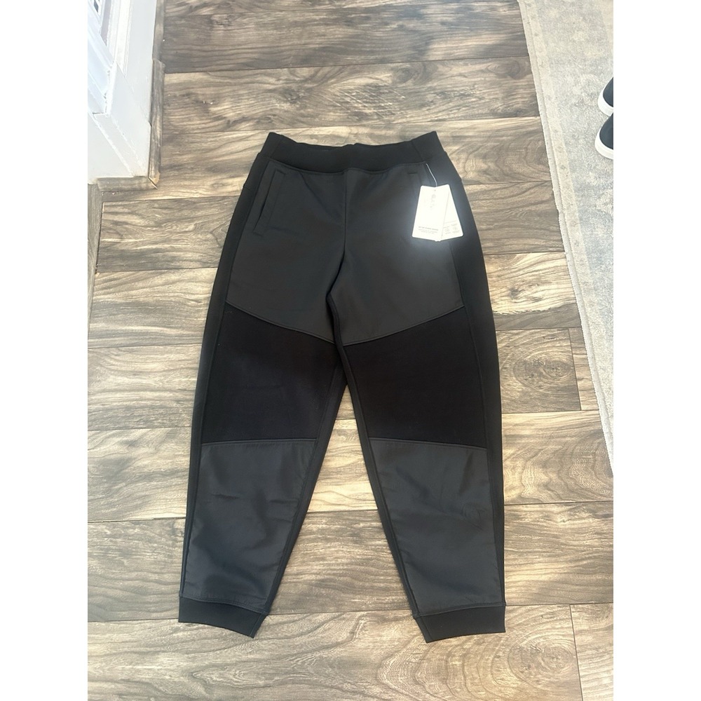 New Athleta Get Set Hybrid Joggers Workout Pants Water Repellent Medium 553